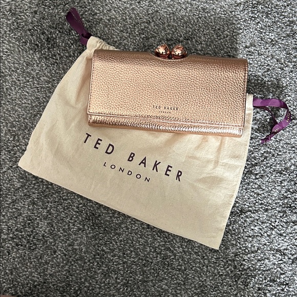 Ted Baker Rose Gold Clutch - Picture 3 of 6